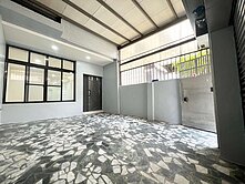 全新整理大五房孝親前院車庫