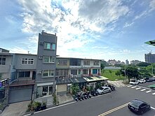 遠百商圈天公壇公園旁大地坪透天住店