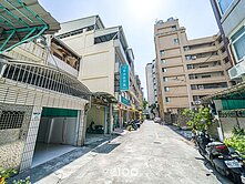 高雄車站R12三民行政中心公園透天車庫