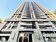 安平市政特區 鑫市政┃高樓景觀邊間溫馨三房平移車位