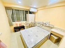 正逢甲商圈電梯精裝6套房