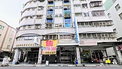 大東藝文中心捷運站1.2.3樓黃金店住