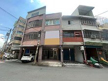 ｛余育賢｝鳳山捷運〃騎樓透天７房〃屋況佳❤地24坪
