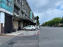 🌈鳳山稀有正四樓透天☀️中崙四路角地店住