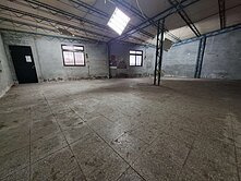 大空間使用彈性｜買房子順便買土地︱工作室、倉庫住辦