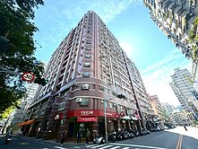 ☘︎黃瀅庭☘河堤社區永信左岸4房平車陽台進出