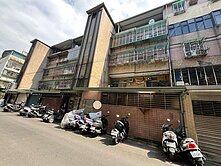 彭福國小靜巷美公寓