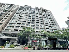 美術館全誠遠見藝術館  三房陽台進出雙衛浴開窗