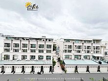 仁武。陽光灑落。六房三車電梯別墅。