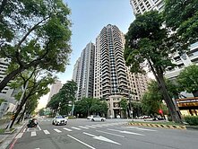 獨家專任!七期夏綠地公園旁!市政愛敦閣3房平面車位