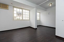 ✨中信房屋✨小城幸福透天-門前停車增建使用大