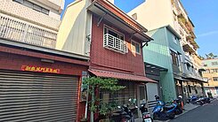  透天029-鼓山輕軌五米活巷大地坪透天