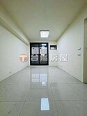 lalaport低總價電梯大三房車位可抽
