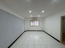 藝文商圈｜G10站｜慈文國中｜衛浴開窗｜戶數單純