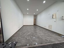 近三多商圈捷運苓雅學區優質金透天