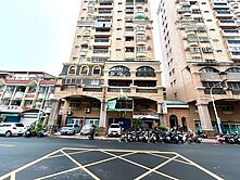 文藻｜鼎中河堤商圈｜景觀高樓正四房