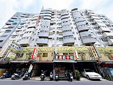 屏東市繁榮大學城#三房車位#全屋翻新37195