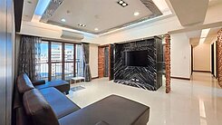 中央公園 福懋精硯 精品小豪宅 4房平車