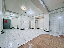 實登內楓園經典社區大三房附平車自家後方還有小花園