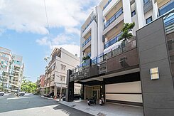 亞灣夢時代邊間面寬電梯車墅