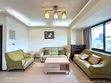 公益商圈｜鄉林夏都｜高樓層2+1房視野戶休旅車位