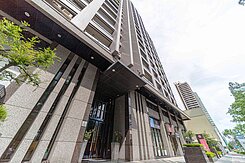 【亞灣棋琴九】高樓市景絕美兩房車位