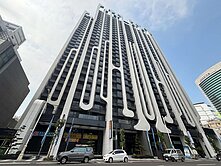 亞灣三多商圈京城新世界｜高樓層平面車位