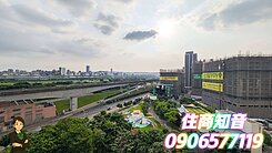 公園第一排電梯4房車🌈住商知音