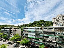 當年買價 2050萬，現僅開 2080萬！麗山學區