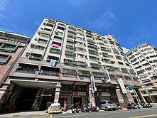 捷運R15面微笑公園景觀大四房+平車