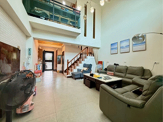 ✨東區｜7年屋｜有孝親房✨雙車 別墅