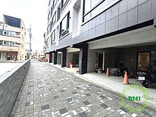善化全新1688萬電梯雙車墅☎️290-6660