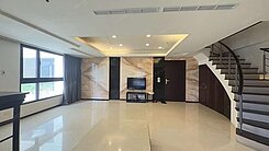 樓中樓視野戶附平面車位高樓層景觀絕佳巴洛克建築美學