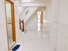中都愛河美透天.屋況好空間大~後面建滿