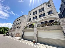 成瓏重劃區大面寬電梯透天