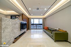 鳳山 御水藍灣 永久河岸首排景觀3+1房平車