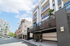 新亞灣&夢時代#5年屋新#闊面電梯店墅
