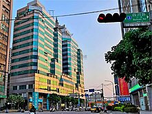 亞東捷運站 南雅夜市 黃石市場 景觀套房