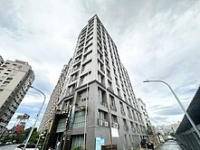楠梓菁英雄四｜次頂樓｜低總價好入手