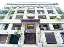 仁愛路靜巷．中正學區三房管理附車位