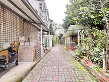龍潭區健行路雙車位庭園別墅