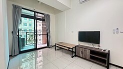 微笑雲品｜中友生活圈車位好租6年輕屋齡超低總價質感