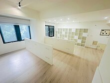 低總價！縣三～嘉興路上黃金雙層店面＋平車～屋況極好