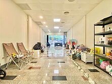 鄰近一中商圈✨前後臨路大地坪黃金透店