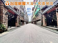 交流道旁雙併美墅