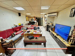 新北板橋中山路旁透天