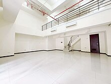 臺北華西街夜市附近~全新低總價萬華金店面