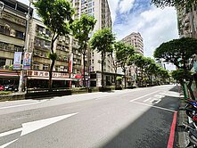 永和頂溪捷運活巷方正3房邊間美寓☎住商施紘騰