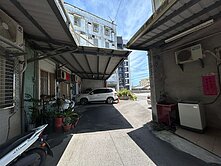 礁溪國中旁雙面巷子🏡超便宜DIY透天🏡