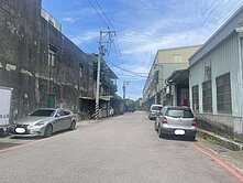 近南桃園交流道大面積廠房